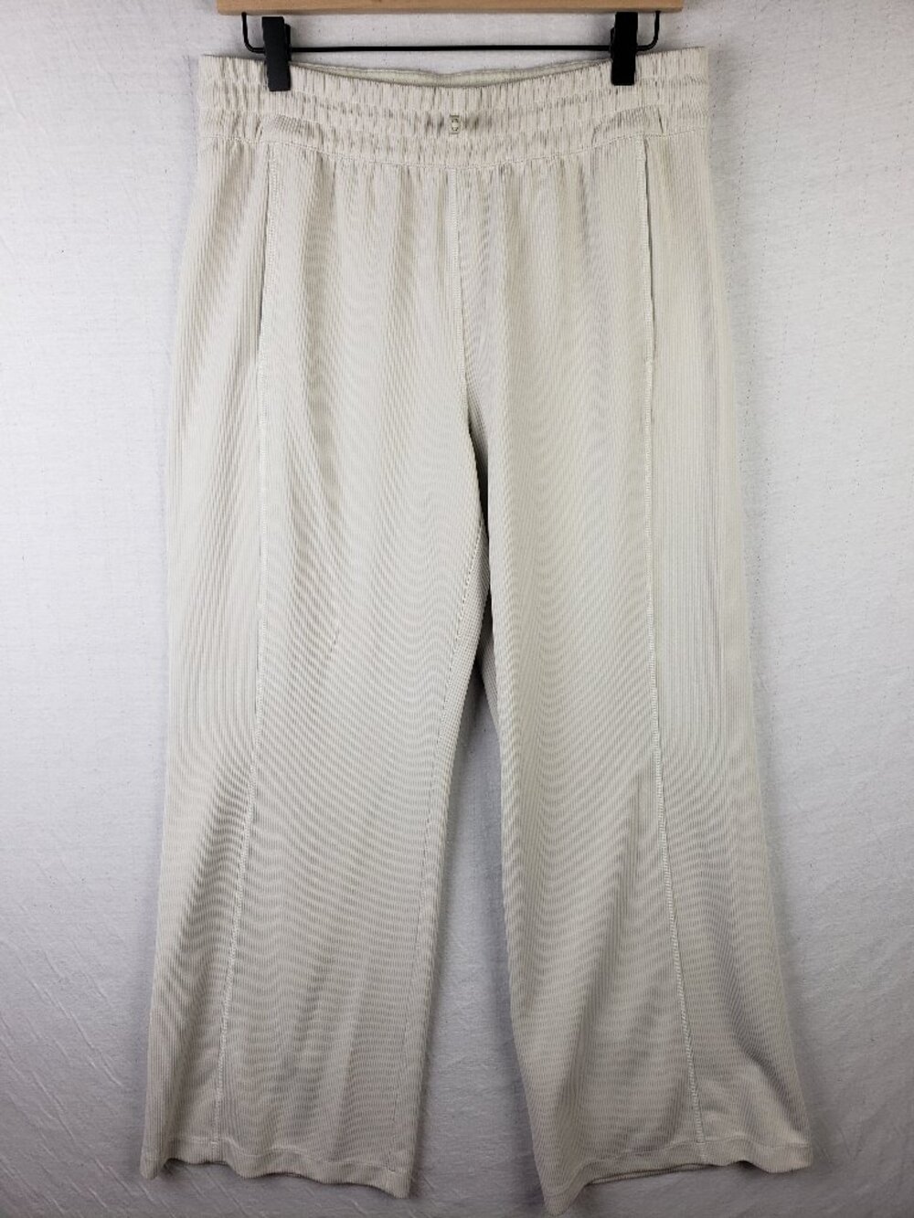 Lululemon Ribbed Softstreme High-Rise Wide Leg Pants Trousers Ribbed sz 10 Cream